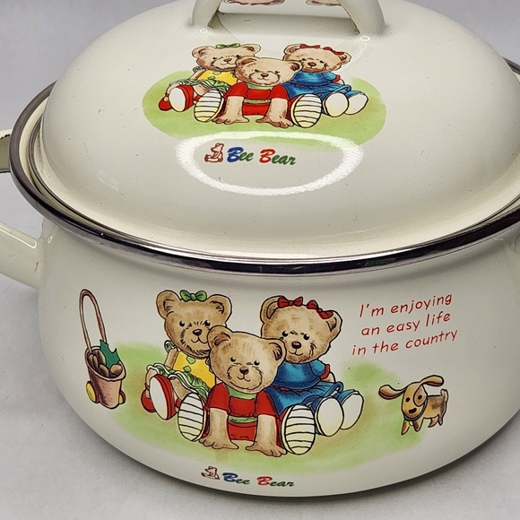 Vintage Bee Bear Enamel Pot - Picture 2 of 7